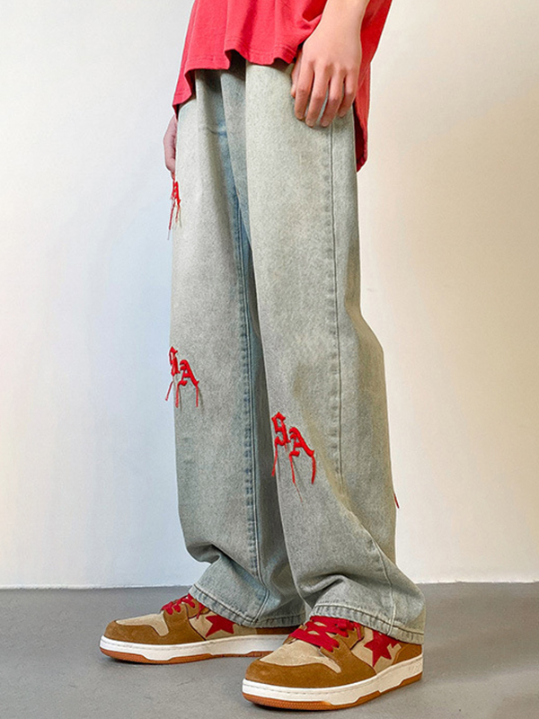 Slim Straight Herrenjeans in blauer Waschung mit Stickerei-1